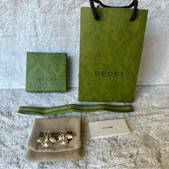 New Gucci Bee earrings with box and bag - Picture 4 of 4